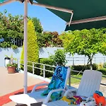 бриджит Apartamento *