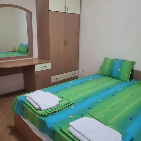 бриджит 公寓 *