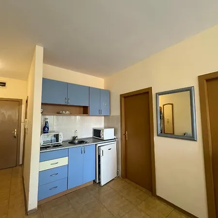 бриджит Διαμέρισμα *