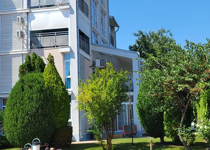 бриджит Διαμέρισμα