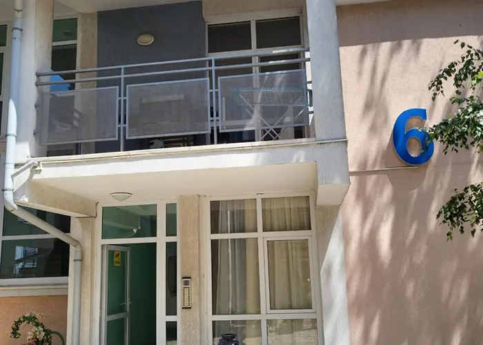 бриджит * Σάνι Μπιτς